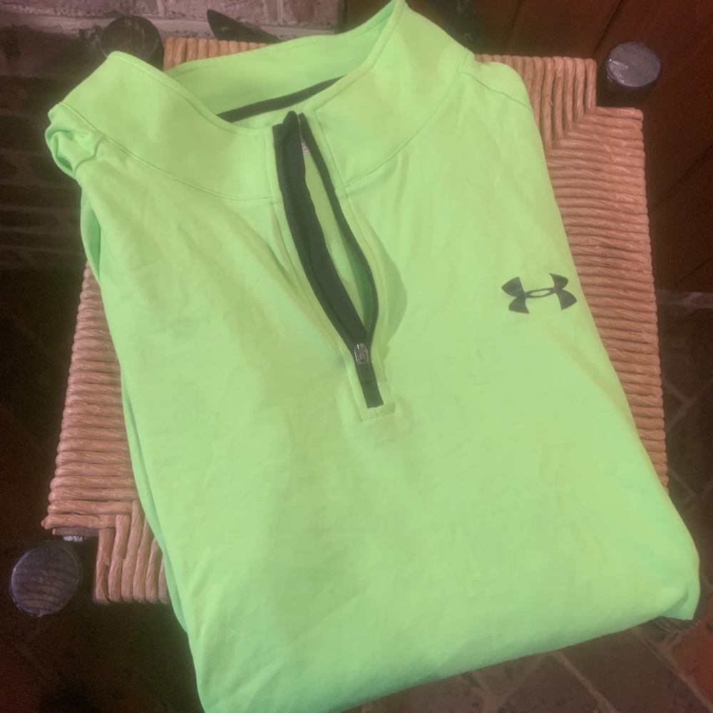 Under Armour reflective long sleeve quarter zip, XXL